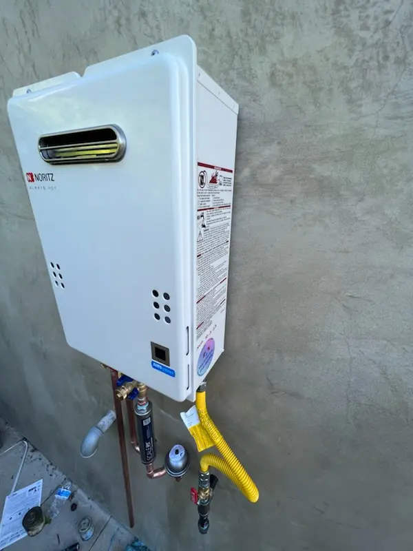Tankless water heater installation for Barcelona Estates homes